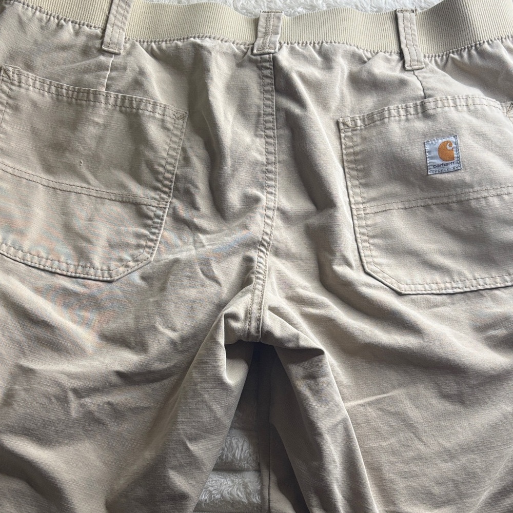 Carhartt Women's Tan Cargo Shorts - Picture 6 of 8